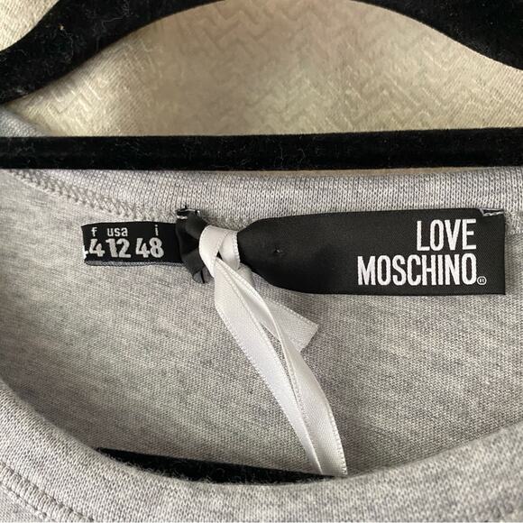 Love Moschino NWT Heart Jump Rope Print Designer Tee Size 12‎ large new shirt - Picture 6 of 9